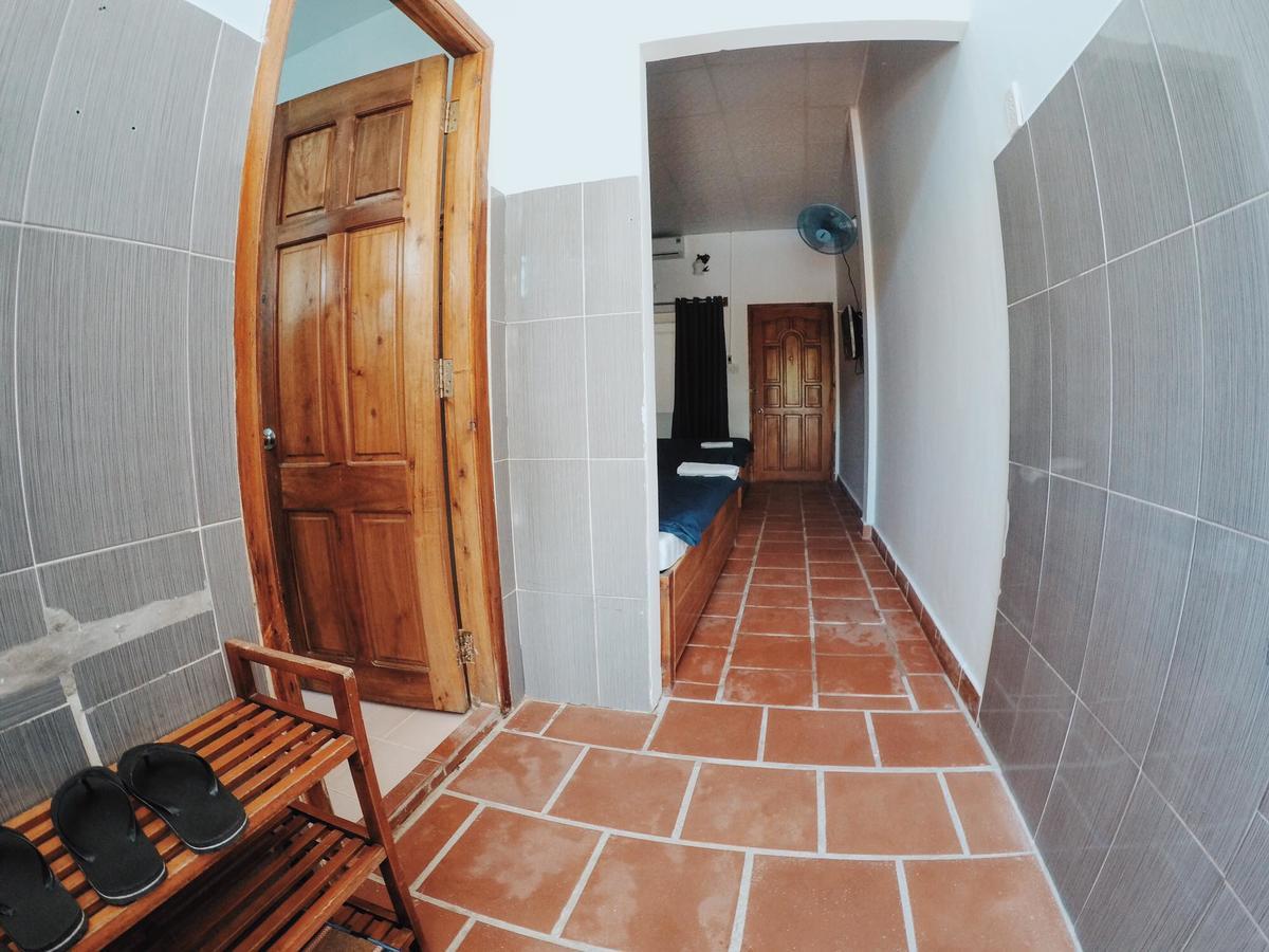 Sea Living Hostel Phu Quoc Exterior photo